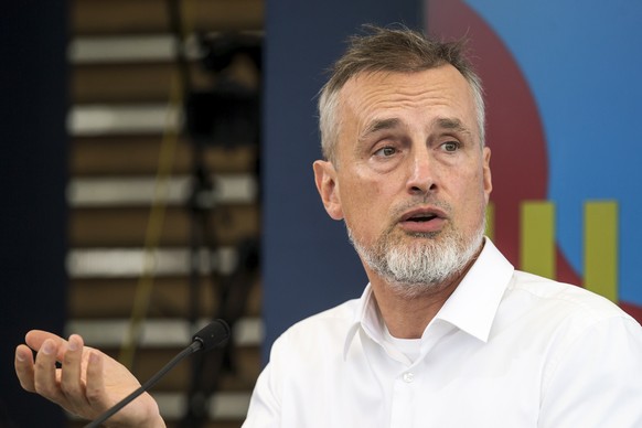 epa06940610 German computer scientist Juergen Schmidhuber speaks during a conversation during the 71st Locarno International Film Festival, in Locarno, Switzerland, 10 August 2018. The Festival del fi ...