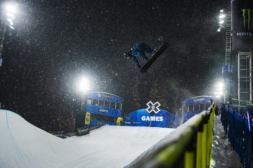 X Games snowboarder David Habluetzel competes in the Men&#039;s Snowboard Superpipe qualifier on Wednesday, Jan. 22, 2020. (Kelsey Brunner/The Aspen Times via AP)