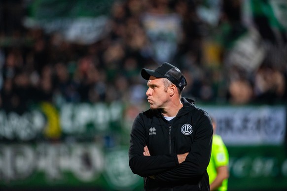 FC Lugano Trainer Mattia Croci Torti waehrend des Super League Fussballspiels FC Lugano gegen FC St. Gallen, im Cornaredo-Stadion in Lugano, Samstag, 04. Mai 2024. (KEYSTONE/Ti-Press/Samuel Golay)