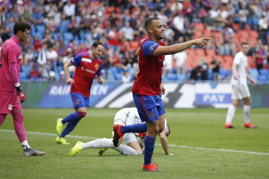 Basels Arthur Cabral jubelt nach seinem Tor zum 2-0, im Super League Spiel zwischen dem FC Basel und dem FC Luzern am Sonntag, 29. September 2019 im Stadion St. Jakob-Park in Basel. (KEYSTONE/Peter Kl ...