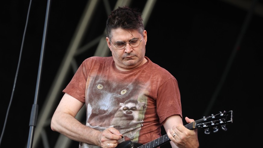 epa10684031 Singer of US music band &#039;Shellac&#039;, Steve Albini, performs on stage at the Primavera Sound Festival in Madrid, Spain, 10 June 2023. EPA/Kiko Huesca