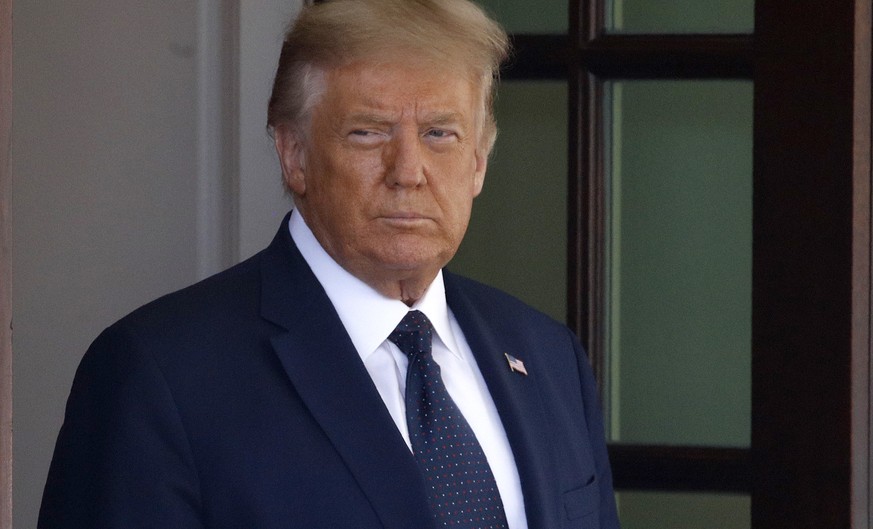 President Donald Trump waits for the arrival of Mexican President Andres Manuel Lopez Obrador at the White House in Washington, Wednesday, July 8, 2020. (AP Photo/Patrick Semansky)
Donald Trump