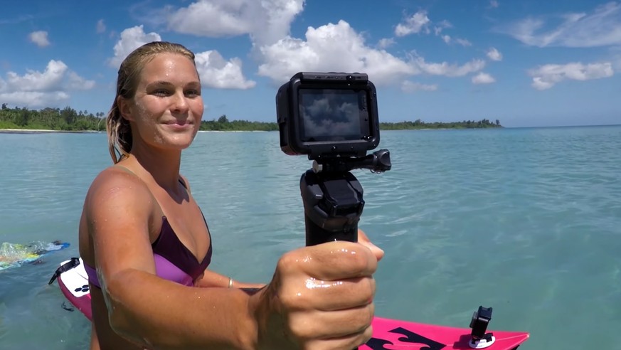 GoPro-Managerin Meghan Laffey mit der Hero Black 6.