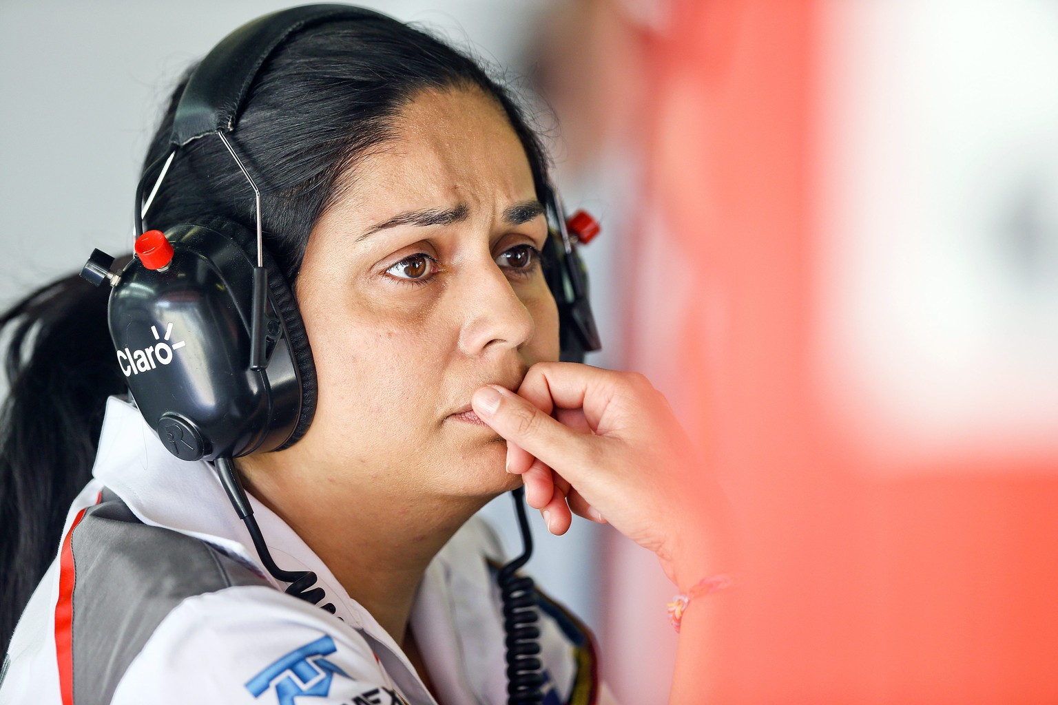 Monisha Kaltenborn: Der Druck steigt.