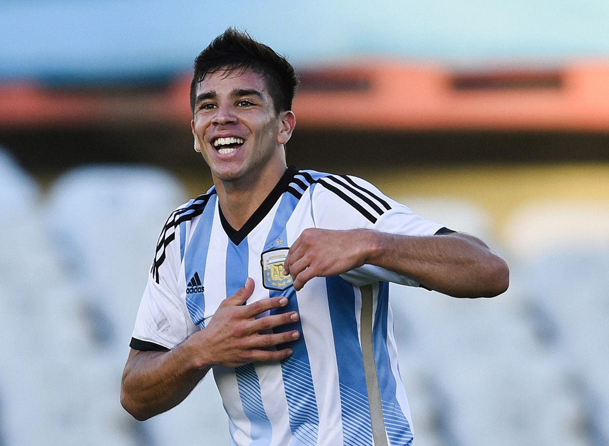 FILE - In this Feb. 4, 2015 file photo, Argentina's Giovanni Simeone celebrates after scoring a goal against Paraguay during a South America Under-20 soccer match in Montevideo, Uruguay. Though i ...