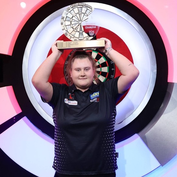 WDF World Darts Championship 2023 Beau Greaves during the final of WDF World Darts Championship 2023 at Lakeside, Frimley Green, United Kingdom on 10 December 2023. Frimley Green Lakeside Surrey Unite ...