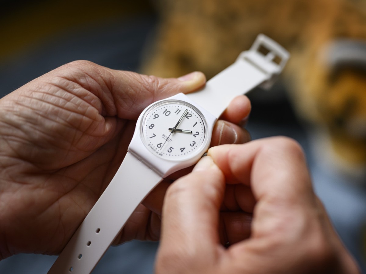 Cette nuit, il faudra reculer nos montres d'une heure (image d'illustration).