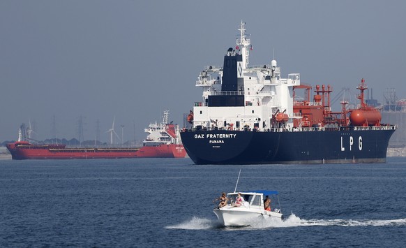 epa12192981 General view of oil refinery and tanker in Martigues, Southern France, 23 June 2025. Recent military escalation between Israel and Iran are raising fears of a potential closure of the Stra ...