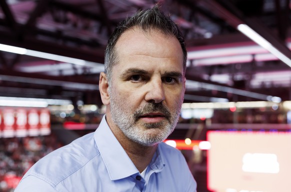 Sven Leuenberger, Directeur sportif des ZSC Lions, pose pour le photographe, lors du 6eme match de la finale de play-off du championnat suisse de hockey sur glace de National League entre Lausanne HC, ...