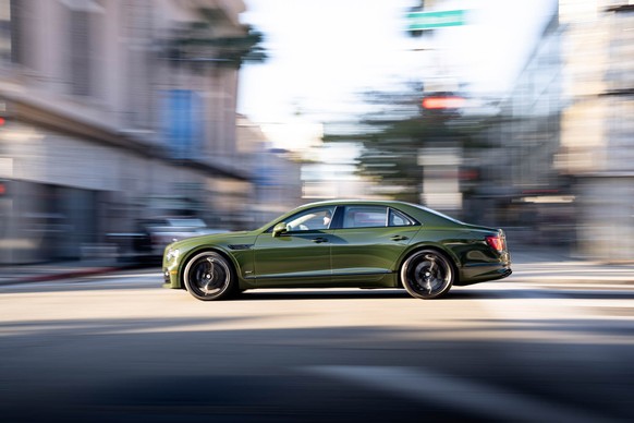 Bentley Flying Spur Hybrid