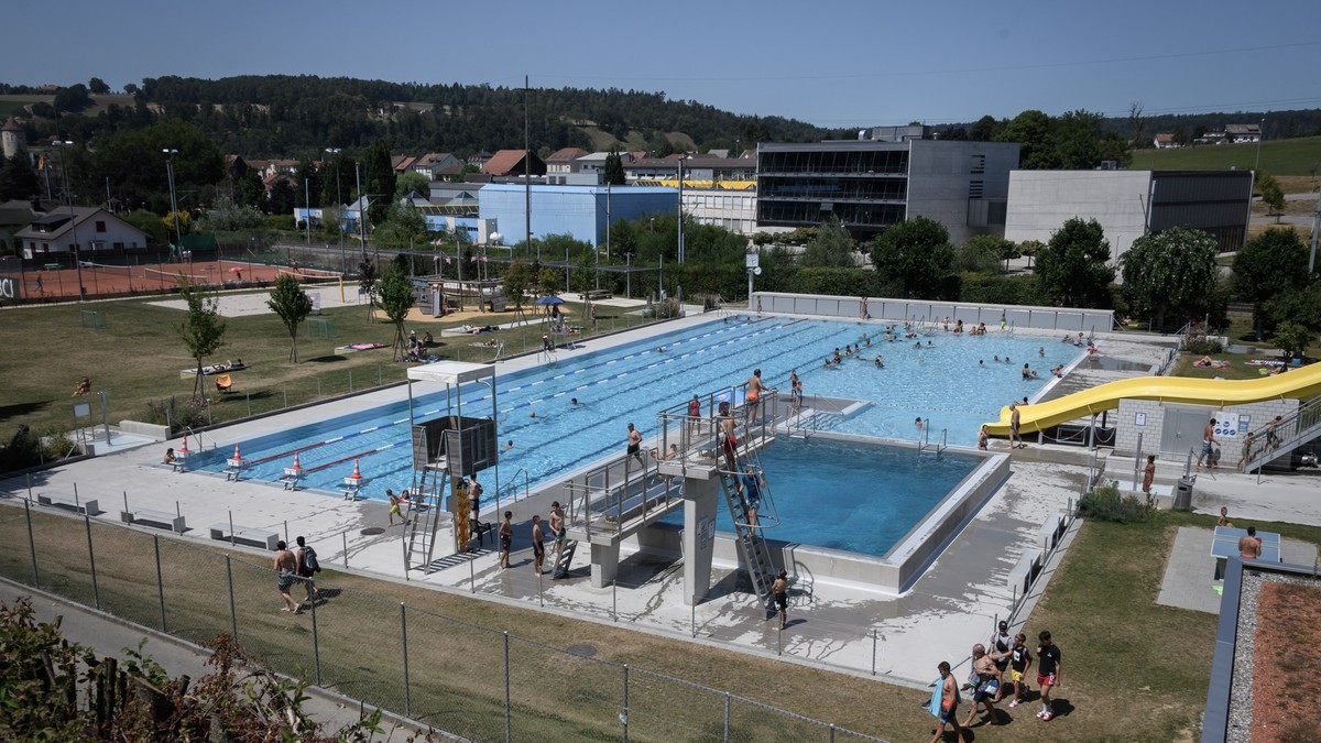 A picture taken on July 30, 2020 shows the swimming pool of Porrentruy owned by the municipalty of the Swiss city, 10 km close to the french border, which has decided to restrict its access to Swiss c ...