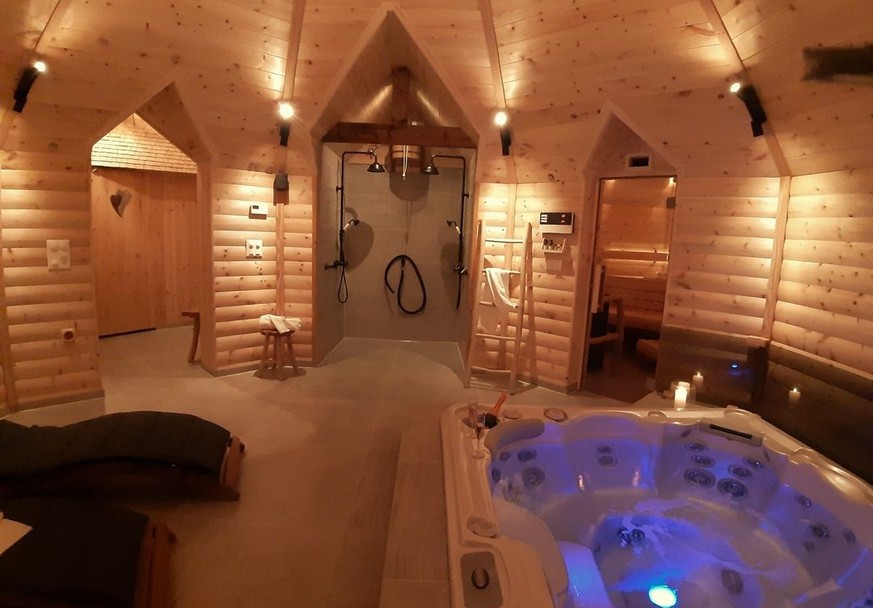 Wellnesshüsli Greppen Wellness Schweiz Spezielle Spa Rauszeit