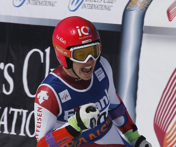 Gisin freut sich nach ihrem starken Super-G.