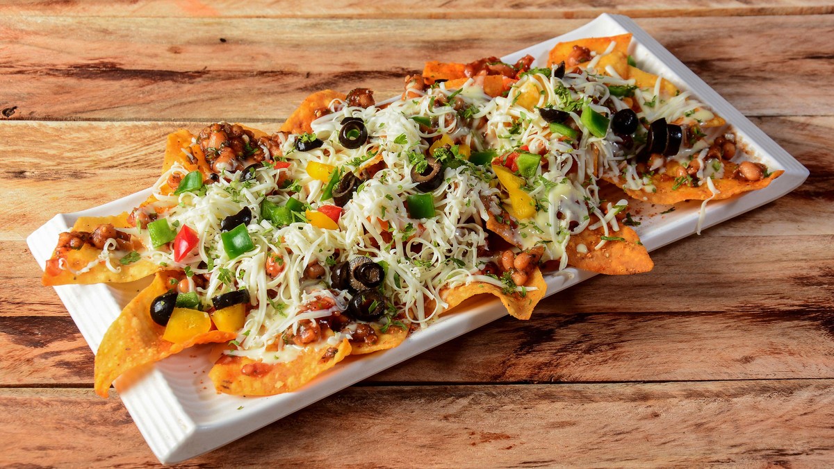 Cheesy Nachos tortilla chips käse guacamole barfood essen food kochen