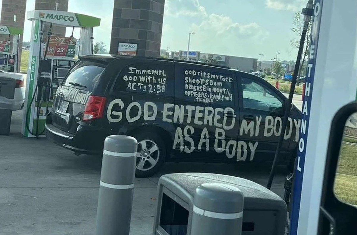 Jesus. Ja, wahrlich - Jesus! Wenn dein Auto für deine Überzuegung herhalten muss. 
https://www.reddit.com/media?url=https%3A%2F%2Fpreview.redd.it%2Fbody-as-a-body-v0-xmy1lbhj19sf1.jpeg%3Fwidth%3D1080% ...