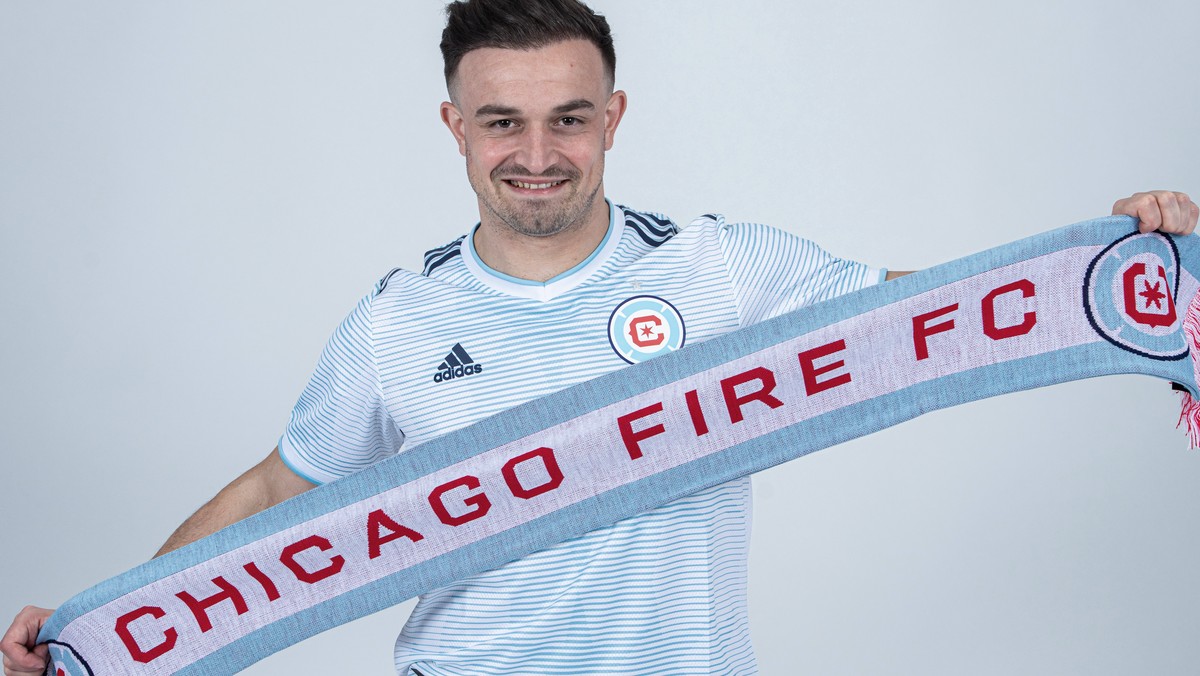 HANDOUT - .Midfielder Xherdan Shaqiri poses in the dress of the Chicago Fire Football Club of USA's Major League Soccer (MLS) in Basel, Switzerland, on Sunday, February 6, 2022. (Chicago Fire FC/ ...