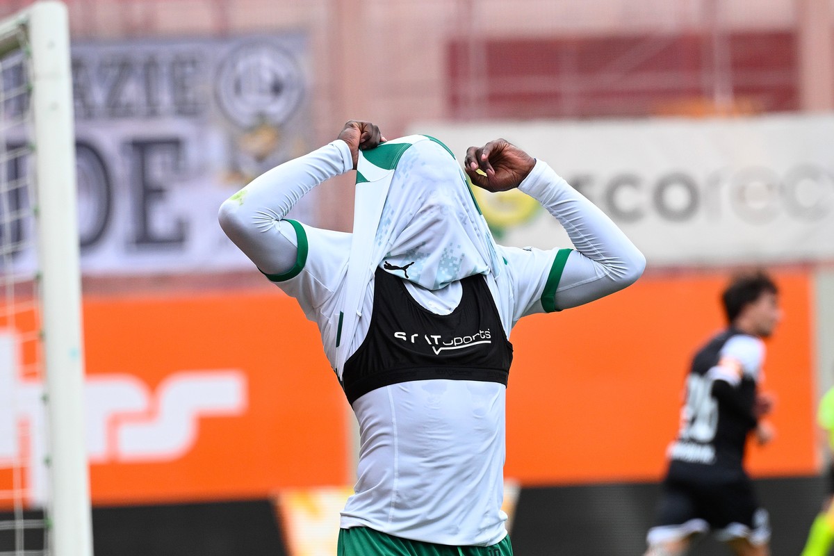 Chadrac Akolo (SG) during the Super League soccer match FC Lugano against FC St. Gallen at the Cornaredo Stadium in Lugano, Sunday, April 13, 2025. (KEYSTONE/Ti-Press/Samuel Golay)