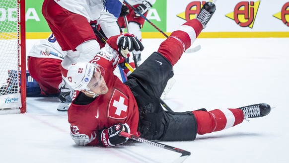 epa07589276 Switzerland&#039;s Nino Niederreiter in action during the IIHF World Championship group B ice hockey match between the Czech Republic and Switzerland at the Ondrej Nepela Arena in Bratisla ...