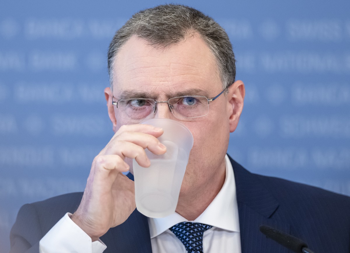 Swiss National Bank's (SNB) Chairman of the Governing Board Thomas Jordan attends a media briefing at the Swiss National Bank in Zurich, Switzerland, on Thursday, September 20, 2023. (KEYSTONE/Mi ...