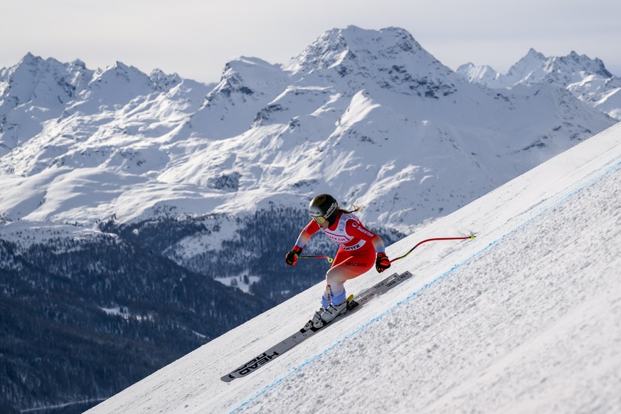 Delia Durrer of Switzerland in action during the women&#039;s Downhill race at the Alpine Skiing FIS Ski World Cup, in St. Moritz, Switzerland, Saturday, December 9, 2023. (KEYSTONE/Jean-Christophe Bo ...