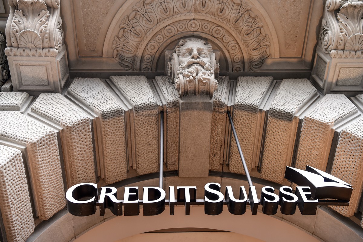 ARCHIVBILD ZUM 2. QUARTALSERGEBNIS 2019 DER CREDIT SUISSE, AM MITTWOCH, 31. JULI 2019 ---- Das Logo der Credit Suisse am Hauptsitz am Zuercher Paradeplatz fotografiert am Donnerstag, 18. Januar 2018,  ...