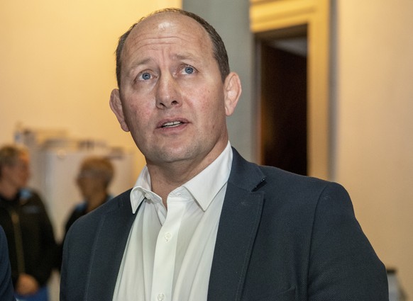 Der Luzerner Staenderatskandidat und Nationalratskandidat, Dieter Haller, SVP, bei den Staenderatswahlen und Nationalratswahlen des Kanton Luzern im Regierungsgebaeude von Luzern anlaesslich den Eidge ...