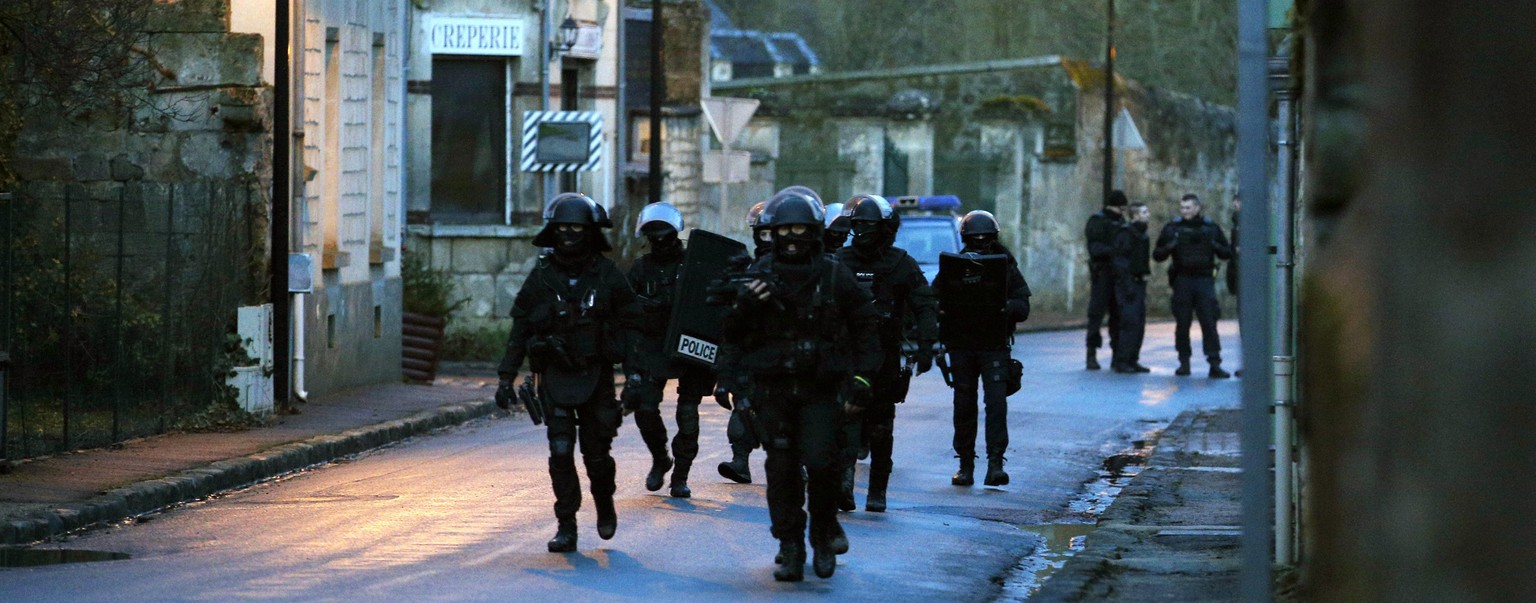 Aisne, 8. Januar 2015: Sondereinheiten jagen die «Charlie Hebdo»-Attentäter.
