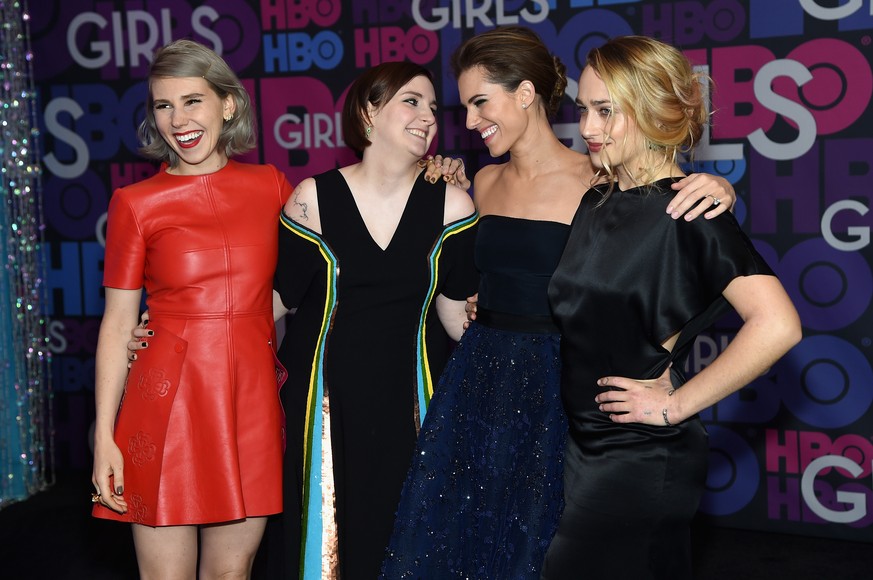 Lena Dunham (zweite von links) mit ihren «Girls» Zosia Mamet, Allison Williams und Jemima Kirke.