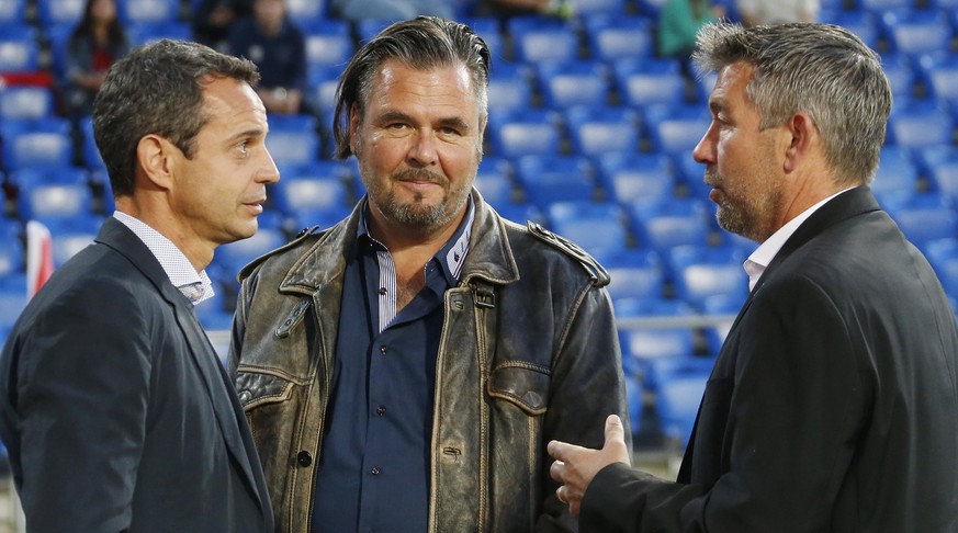 FCB-Präsident Bernhard Heusler mit seinem Thuner Amtskollegen Markus Lüthi und dem neuen Basel-Trainer Urs Fischer (von links).