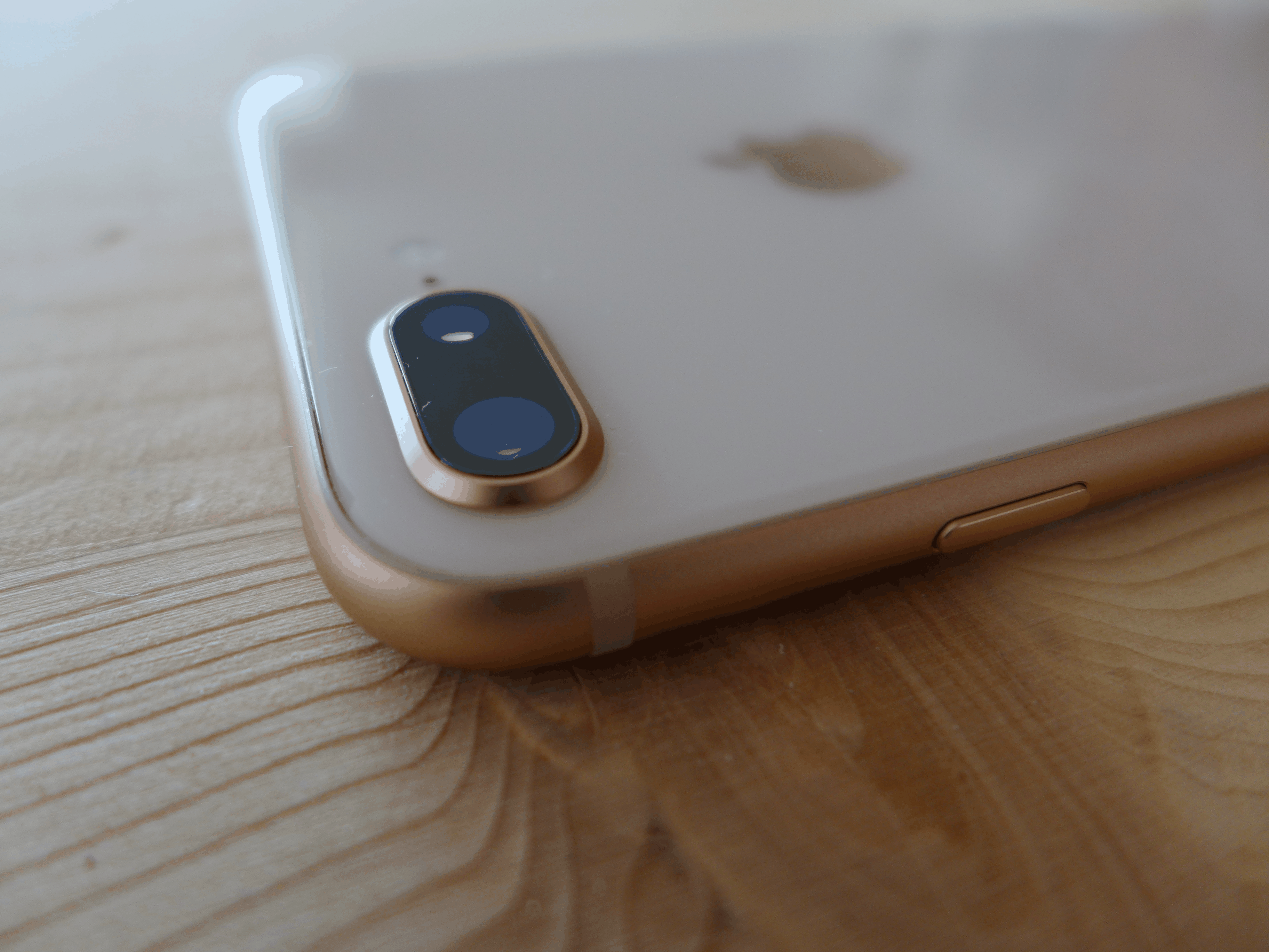 Vergiss das iPhone X! Hier kommt seine grosse Schwester 👊