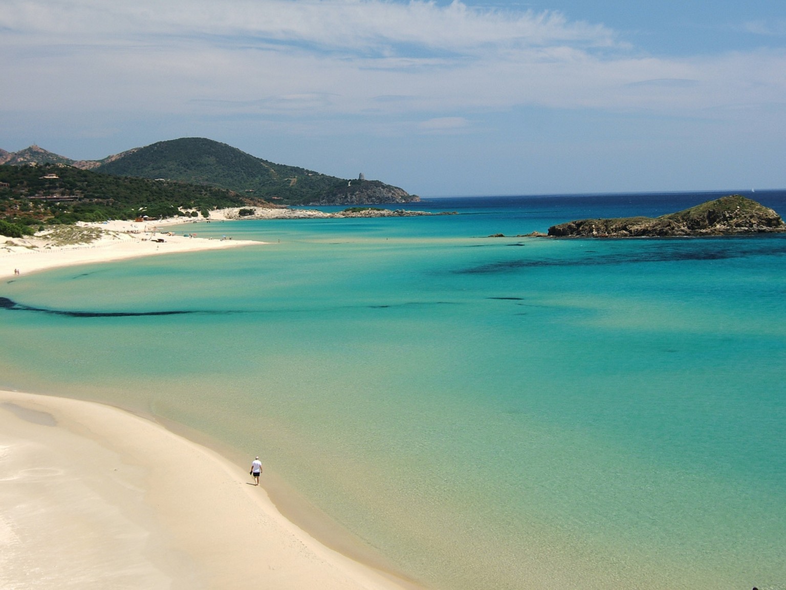 Traumhaft! Der Tuaredda-Strand auf Sardinien: Hier könnte schon bald der Duft von Fondue die schnöde Meeresbrise ersetzen.