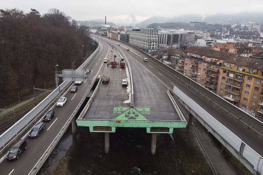 Blick auf den Autobahnanschluss A3W der Sihlhochstrasse, am Dienstag, 18. Dezember 2018, in Zuerich. (KEYSTONE/Ennio Leanza)