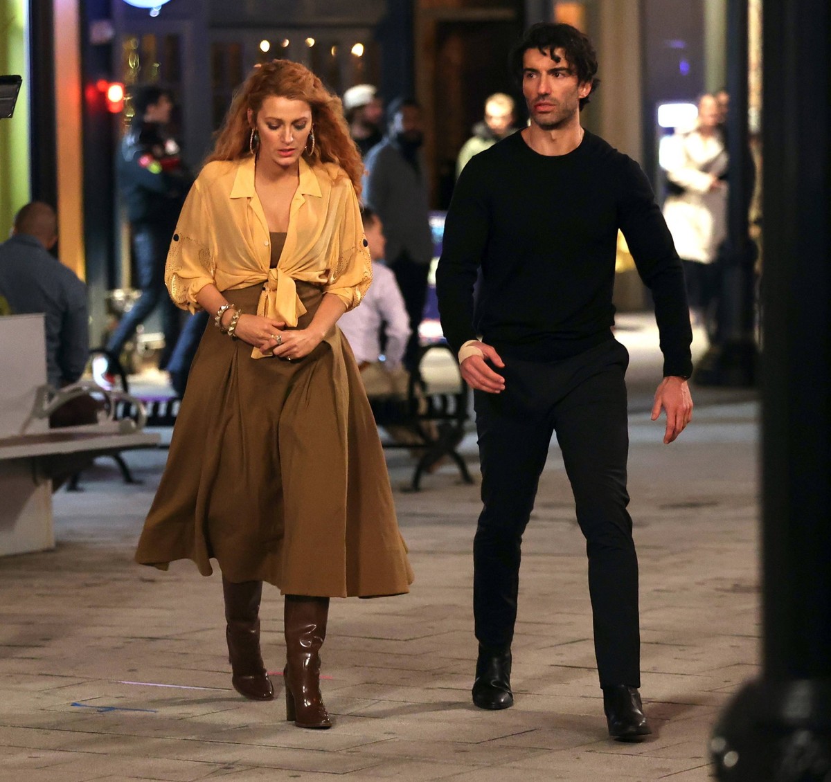 Blake Lively and Justin Baldoni spotted filming a kissing scene at the It Ends With Us set in New Jersey Where: New Jersey, United States When: 12 Jan 2024 Credit: Jose Perez/INSTARimages EDITORIAL US ...