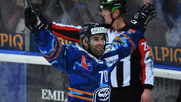 Ambri&#039;s player Oliver Kamber celebrates his 2-1 goal during the preliminary round game of National League A (NLA) Swiss Championship 2016/17 between HC Ambrì Piotta and HC Lugano, at the ice stad ...