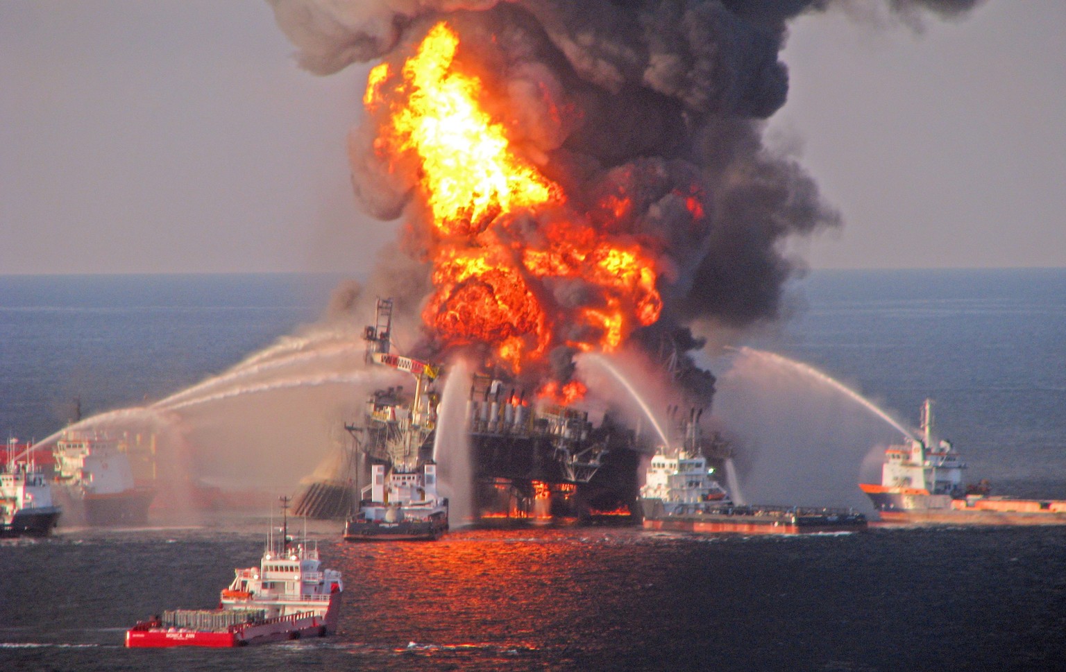 Brand auf der Ölplattform «Deepwater Horizon» im April 2010