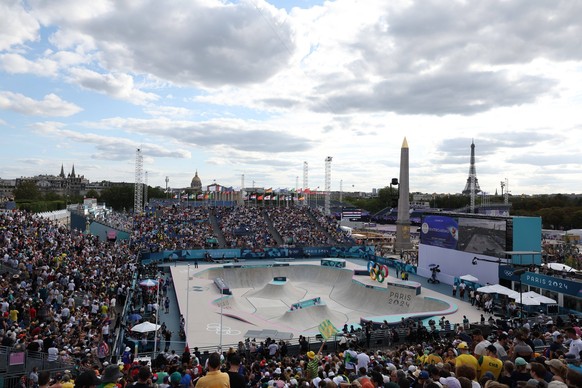 August 7, 2024, Paris, Ile-De-France, France: The Skateboarding Park Men s Final at the Paris 2024 Olympic Games, Olympische Spiele, Olympia, OS takes place on the iconic venue of La Concorde in Paris ...