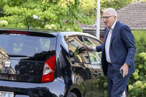 Der ehemalige Raiffeisen Chef Pierin Vincenz der Ankunft beim Zuercher Obergericht anlaesslich der Berufungsverhandlung im Raiffeisen-Prozesses im Zuercher Obergericht, am Montag, 10. August 2026. (KE ...