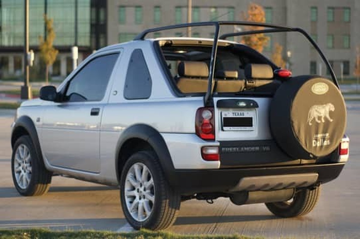 2002–2005 Land Rover Freelander Convertible
cabriolet
https://carsandbids.com/auctions/9Xjb8nmN/2005-land-rover-freelander-se3