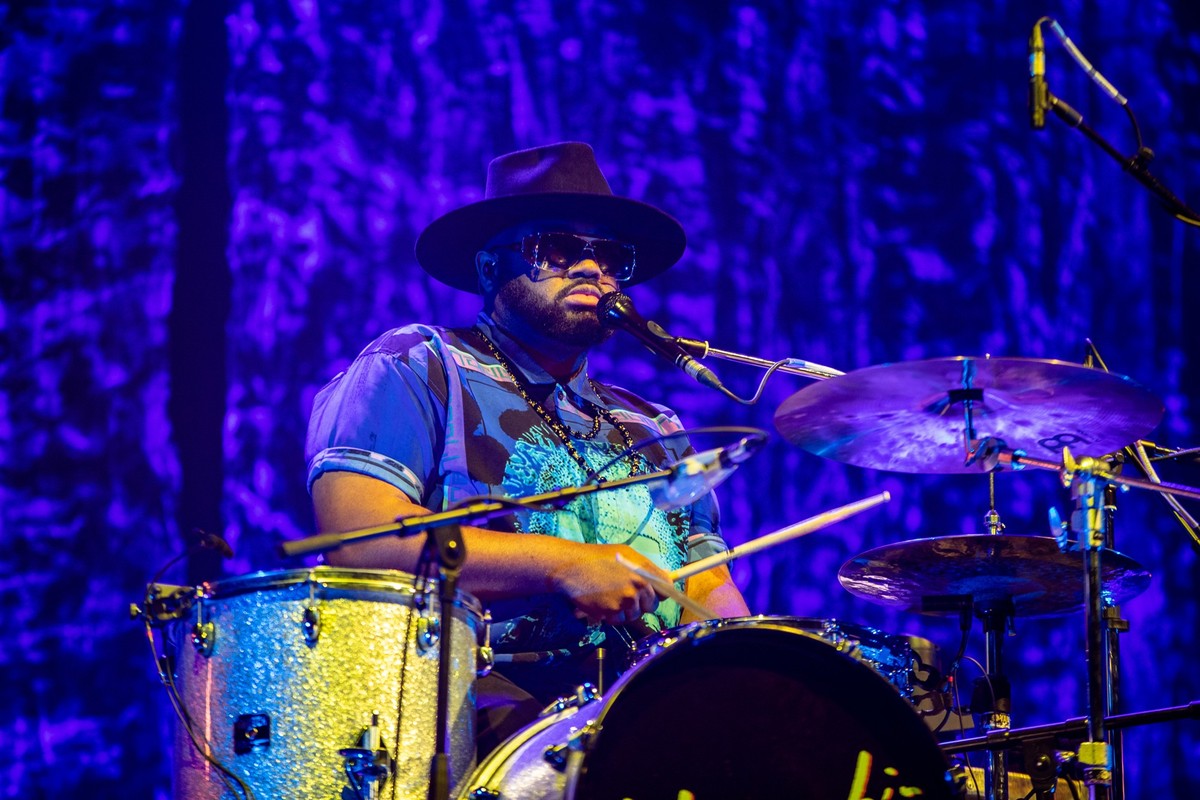Drummer Donald "DJ" Johnson of American band Khruangbin performs at Afas Live, Amsterdam, Netherlands 12th April 2022. (Photo by Paul Bergen/Redferns)