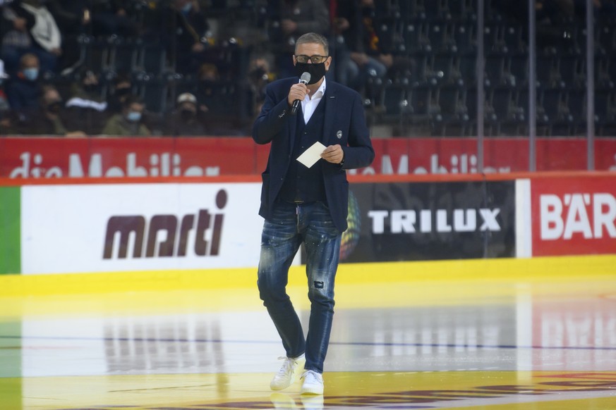 Marc Luethi, SCB CEO, spricht beim Eishockey Meisterschaftsspiel der National League zwischen dem SC Bern und den Lausanne HC, in der Postfinance Arena in Bern. (KEYSTONE/Anthony Anex)