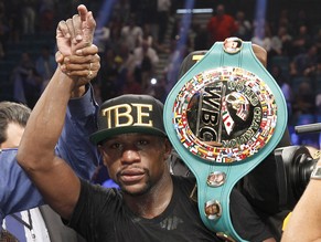 Floyd Mayweather darf seinen Weltmeister-Gürtel nach dem Sioeg gegen Maidana behalten.