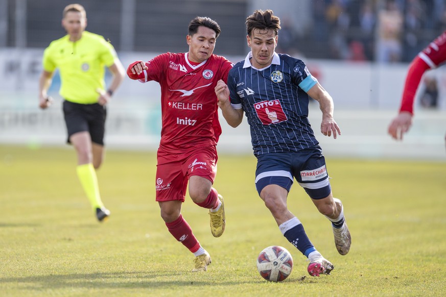 Winterthurs Randy Schneider, links, kaempft um den Ball mit Luzerns Ardon Jashari, rechts, im Fussball Meisterschaftsspiel der Super League zwischen dem FC Winterthur und dem FC Luzern am Sonntag, 11. ...