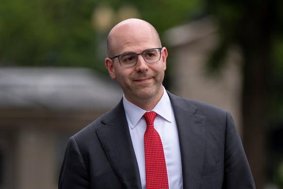 FILE - Stephen Miran, chairman of the Council of Economic Advisors, walks at the White House, June 17, 2025, in Washington. (AP Photo/Alex Brandon, File)
Stephen Miran