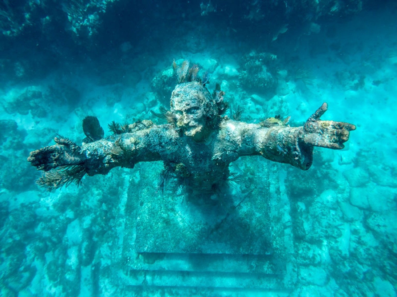 Christ of Abyss Unterwasserstatue San Fruttuoso