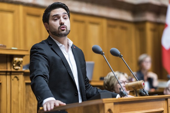 Cedric Wermuth, SP-AG, spricht zur Debatte um die Selbstbestimmungsinitiative an der Sommersession der Eidgenoessischen Raete, am Mittwoch, 6. Juni 2018 im Nationalrat in Bern. (KEYSTONE/Alessandro de ...