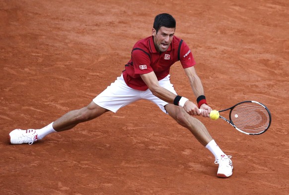 Novak Djokovic spielt schneller als die Nacht.