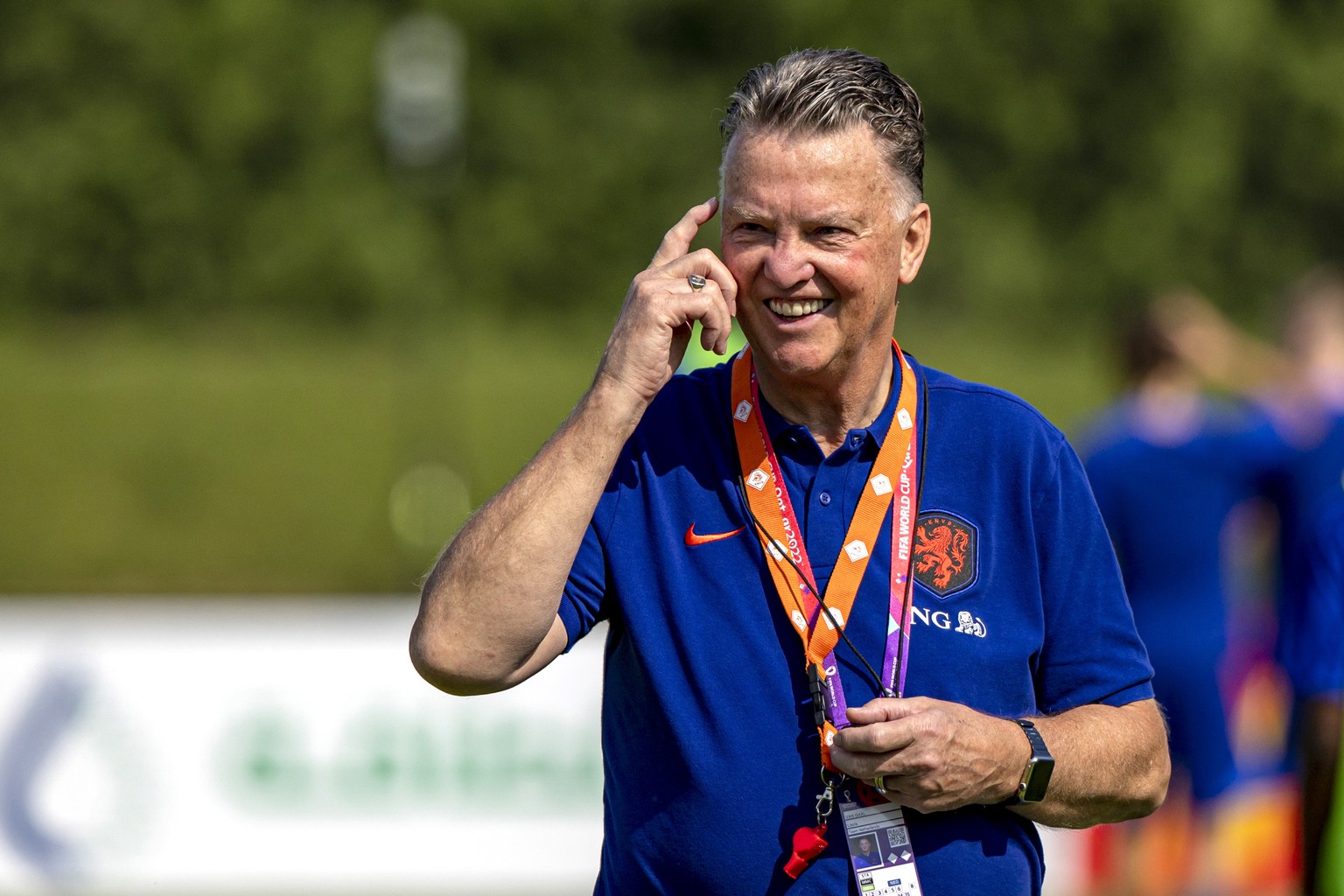 epa10320119 Netherlands&#039; head coach Louis Van Gaal during a training session of the Dutch team at the Qatar University training complex in Doha, Qatar, 22 November 2022. The Netherlands will play ...