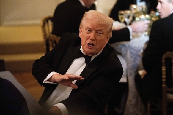 President Donald Trump speaks during the National Governors Association dinner at the White House, Saturday, Feb. 21, 2026, in Washington. (AP Photo/Allison Robbert)
Trump