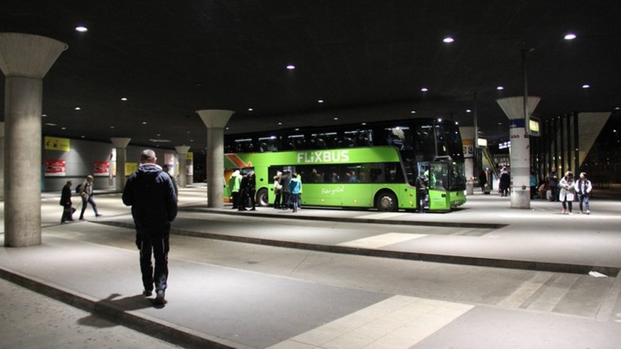 Mitternacht in München. Fahrerwechsel.