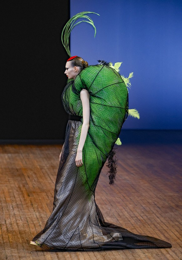 Viktor and Rolf Haute Couture Fall Winter 2025 2026 Collection show during Paris Fashion Week, July 9th, 2025 Viktor and Rolf Fashion Show Haute Couture Fall Winter 2025 2026 Collection , during Paris ...